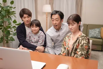 <明日のおむすび>橋本環奈“結”、患者への食事指導が週一になり、佐野勇斗“翔也”らに辛さを吐露する