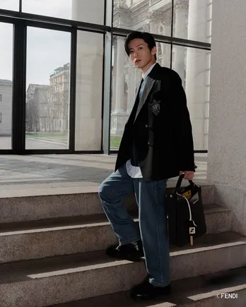 目黒蓮がフェンディのショー開催までのひと時を過ごす様子を切り取ったスペシャル動画が公開