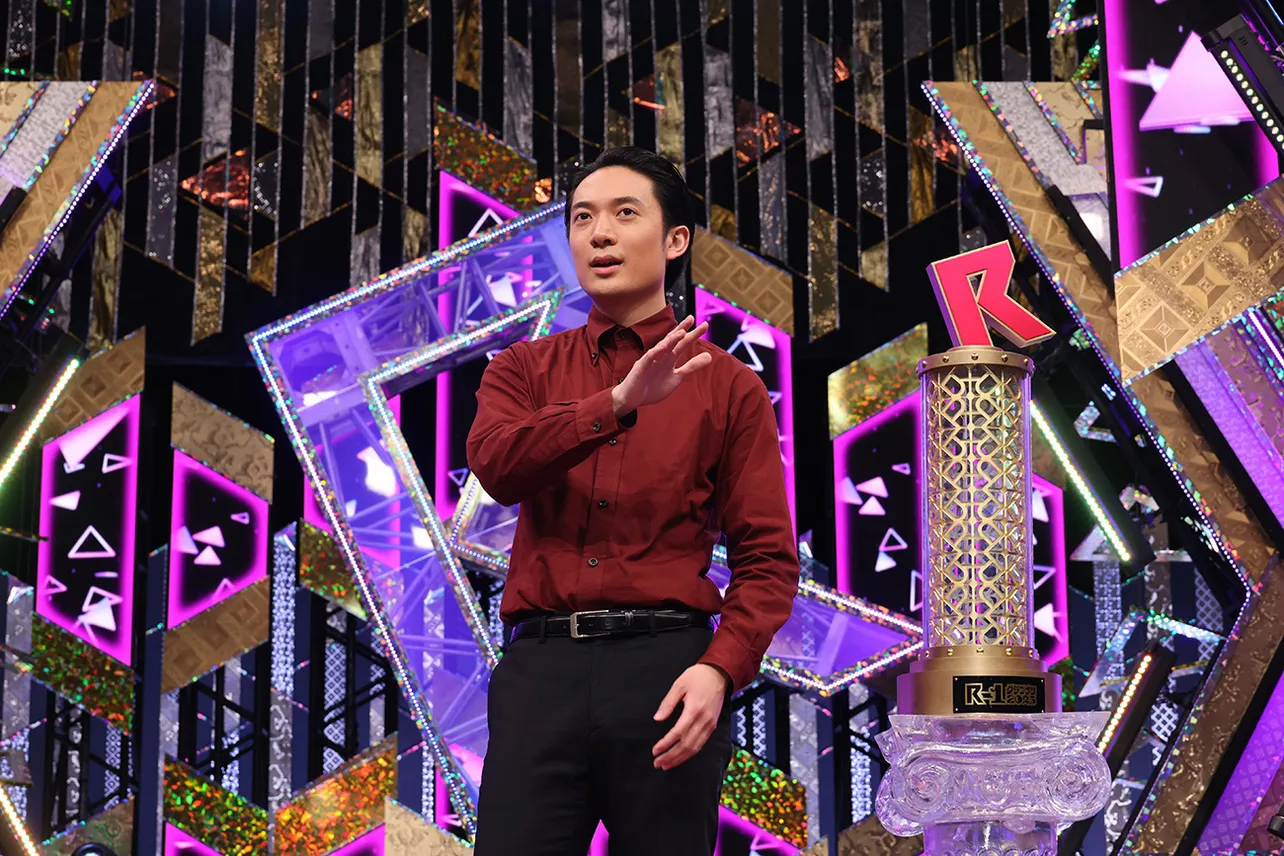 「R-1グランプリ2025」優勝の友田オレ