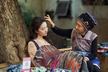 「家族の名において」名匠コンビが再タッグ！「ムーラン」の国際派女優リウ・イーフェイが挑んだ癒し度満点ストーリー＜風の吹く場所へ＞