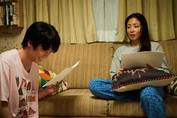 風間俊介“豪太”「俺と漫才コンビ組まない?」とMEGUMI“チカ”に提案する<それでも俺は、妻としたい>