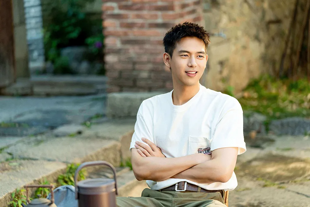 「風の吹く場所へ～ love yourself」より