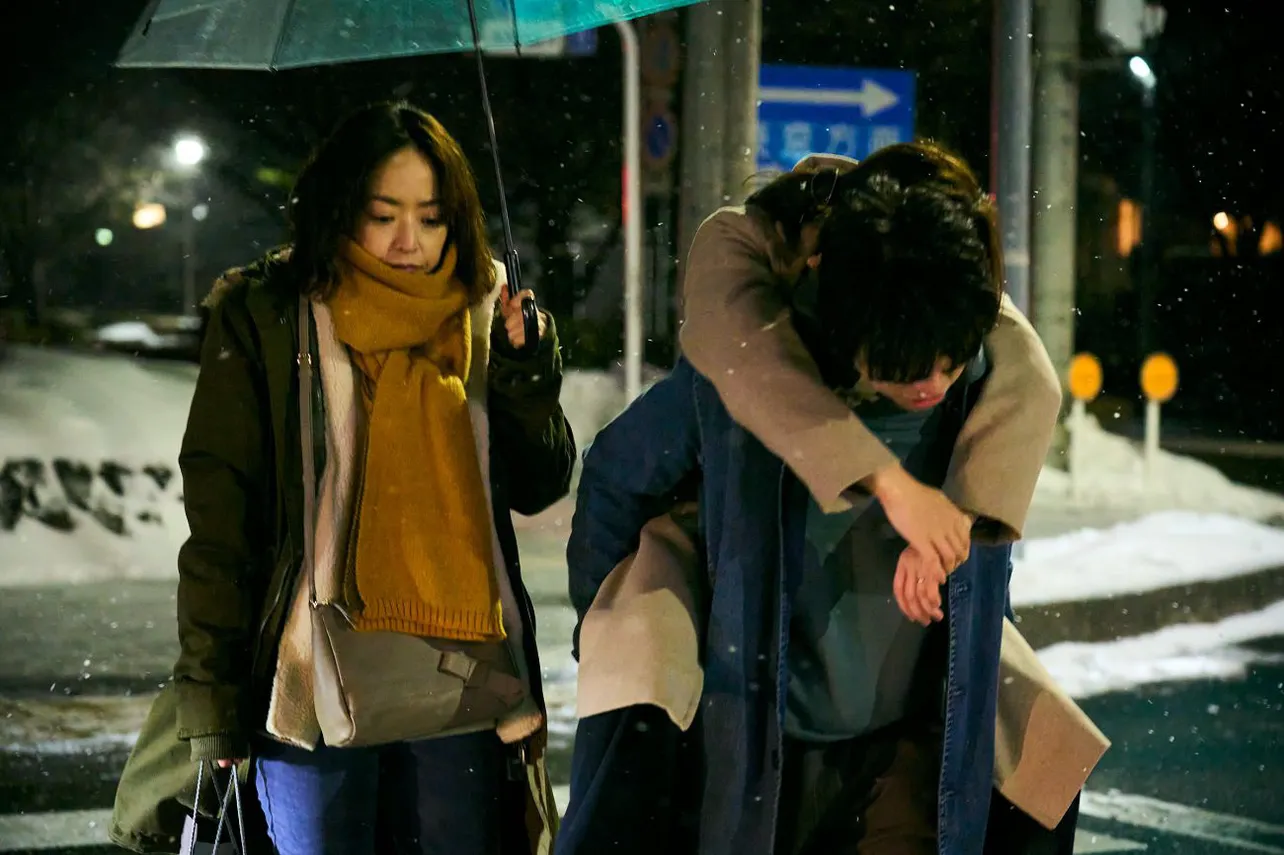 「夜のあぐら ～姉と弟と私～」より