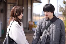 松村北斗“真戸原”と川口春奈“瀬奈”が結ばれキス…幸せな結末に「すでに優くんロスが…」の声<アンサンブル最終回>