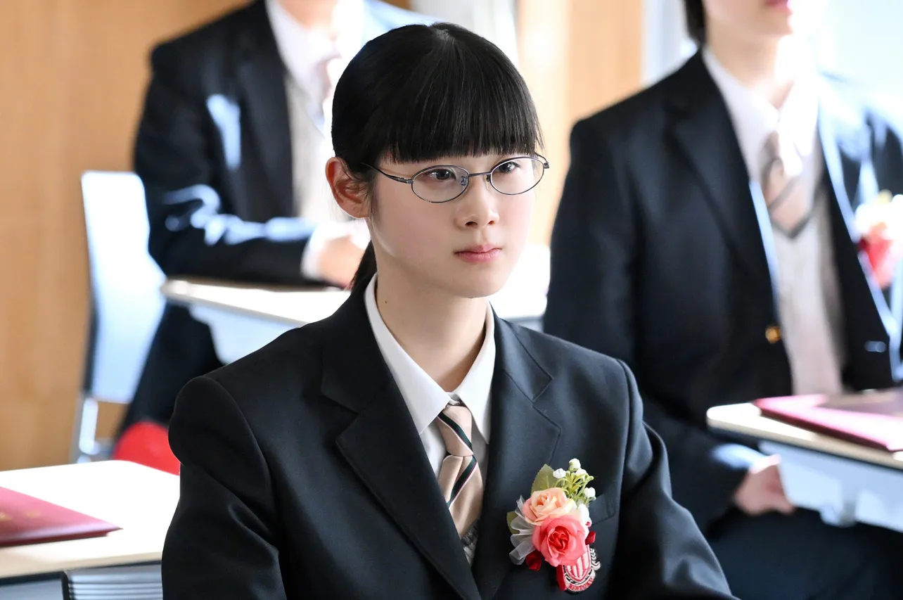 戸隠栞(野内まる)