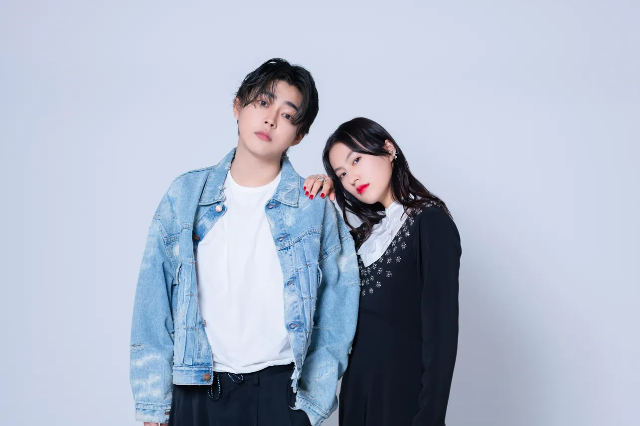 恒松祐里と倉悠貴(写真右から)にインタビューを行った