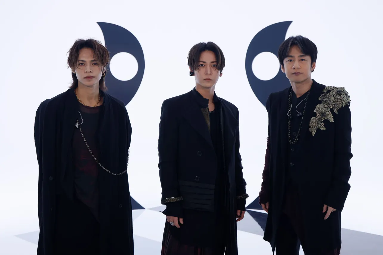 3月31日解散するKAT-TUNがファンに向けた生配信「Thanks to Hy.phen 2025」を行った。