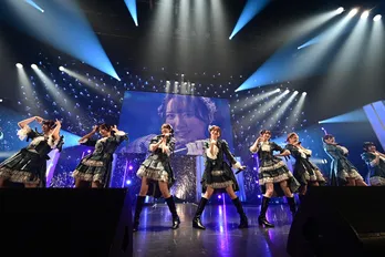 「NIG FES 2025」大トリの≠ME、「ラストチャンス、ラストダンス」などでアイドルの祭典を締めくくる