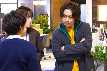 松田元太“人見”が海外からヘッドハンティングされ、日の出鉛筆の人事部にやってくる「人を見ると書いて人見、人見廉です!」<人事の人見>