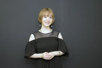 花澤香菜、声優業で大切にしているのは「常に心を動かすようにすること」/TVアニメ「ユア・フォルマ」