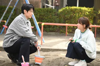 「専業主婦は、贅沢です」多部未華子“詩穂”、初対面のディーン・フジオカ“中谷”の言動にモヤモヤを募らせる<対岸の家事>