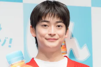 高橋文哉、「クレヨンしんちゃん」しんのすけ役に歓喜「跳んで喜びました」