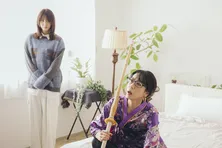 遊井亮子が強烈キャラで登場、そのテクニックに山崎紘菜“アカリ”「イリュージョン」と驚く＜ジョフウ＞