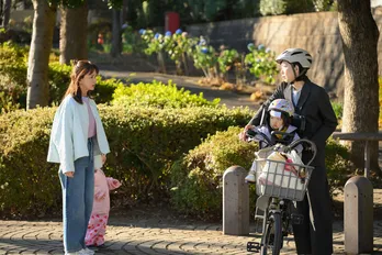 多部未華子“詩穂”は江口のりこ“礼子”の子どもを預かることになるが、その“対価”をめぐって問題が浮上する<対岸の家事>