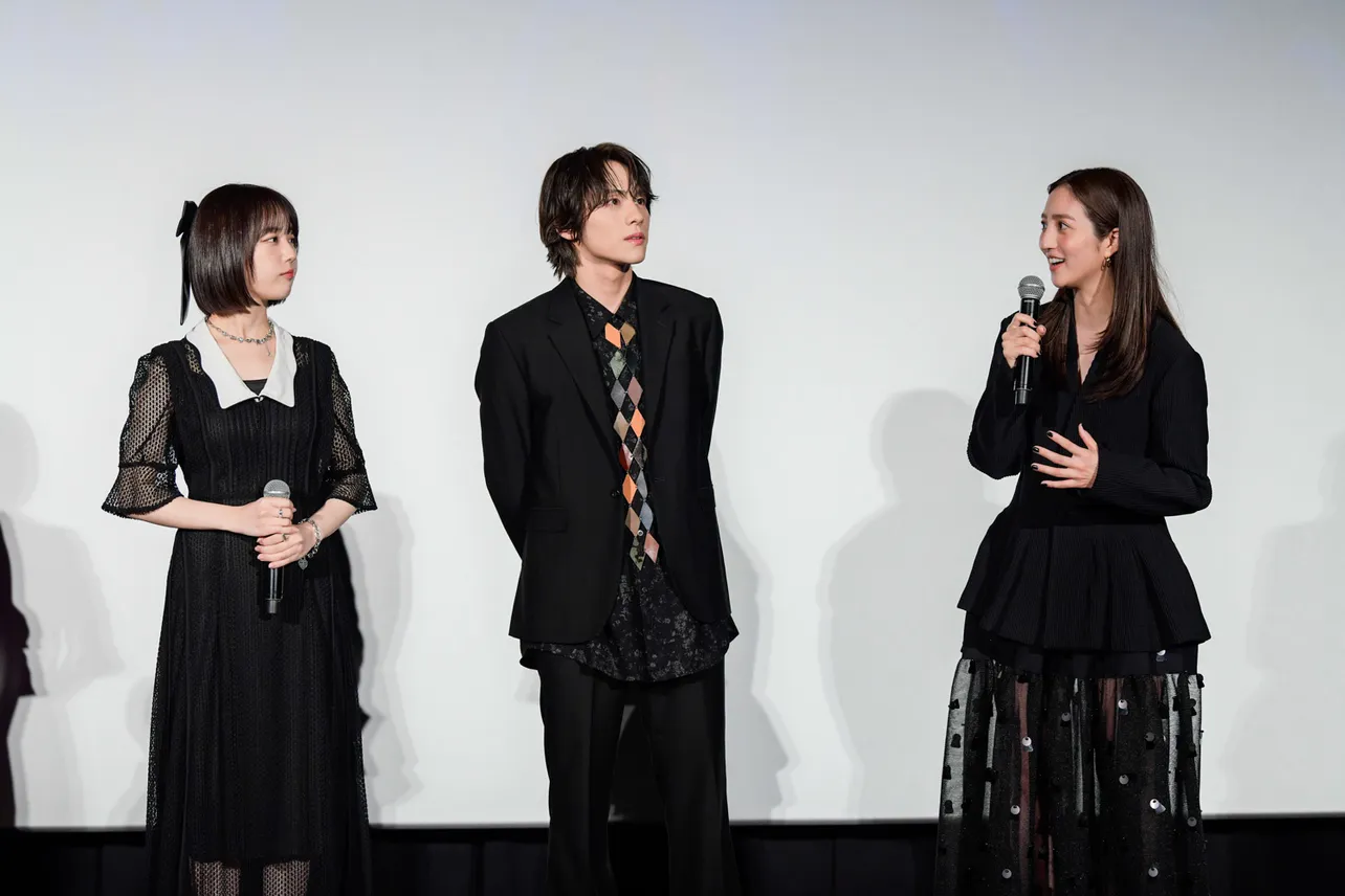 映画「見える子ちゃん」完成披露イベントより