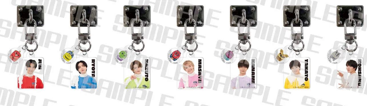 15周年コラボグッズ「スマートフォンチャーム(全7種)」