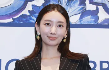 波瑠、マニッシュなセットアップコーデ披露「絶対に負けられない打ち合わせに着ていきたい」