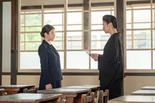 <明日のあんぱん>今田美桜“のぶ”、手紙の差出人「柳井嵩子」の正体を瀧内公美“黒井”に怪しまれる