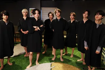 timelesz、サウナで“ととのう話”に挑戦　人気漫画家との交流秘話から初恋の思い出話まで＜タイムレスマン＞