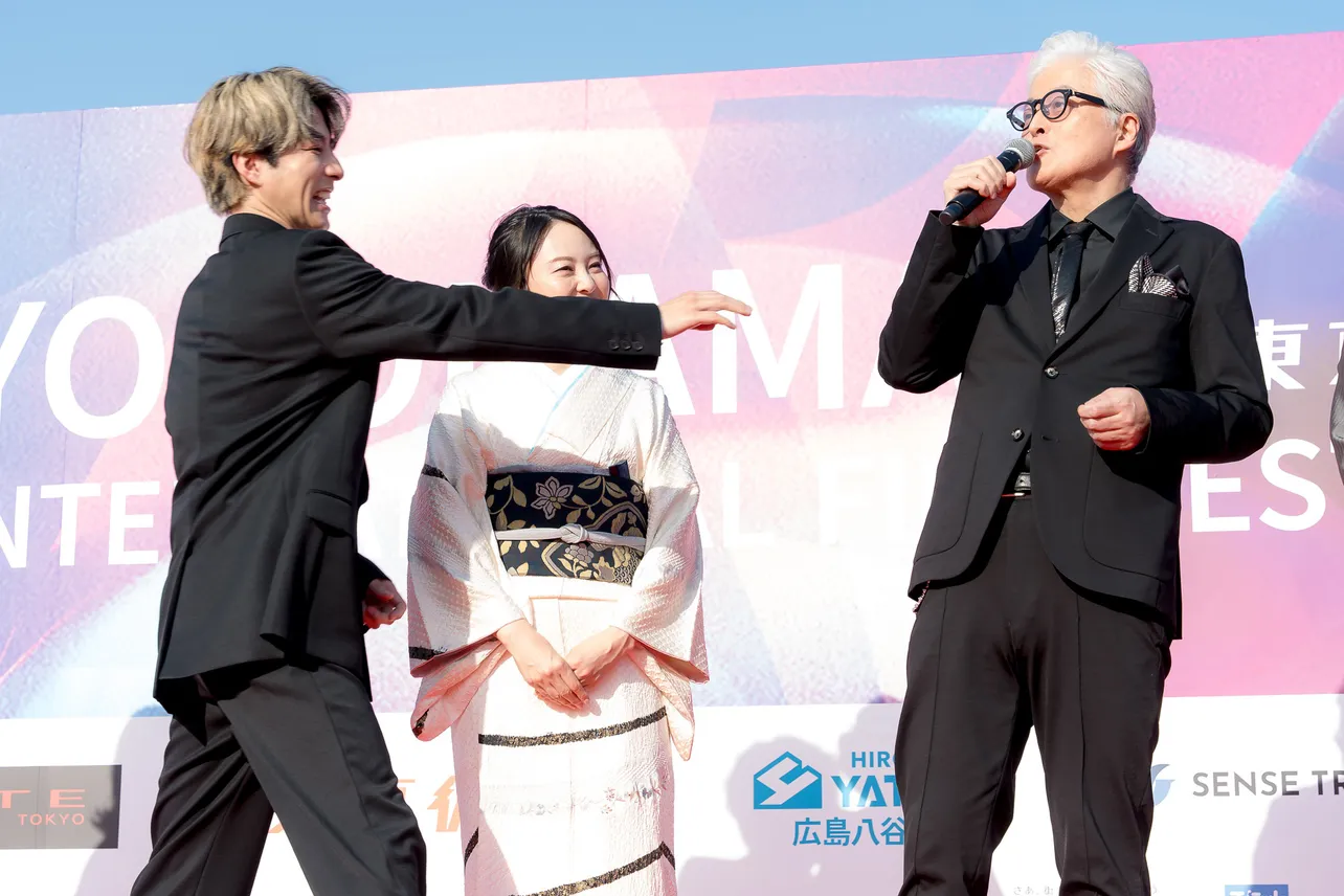 「第3回横浜国際映画祭」レッドカーペットの様子