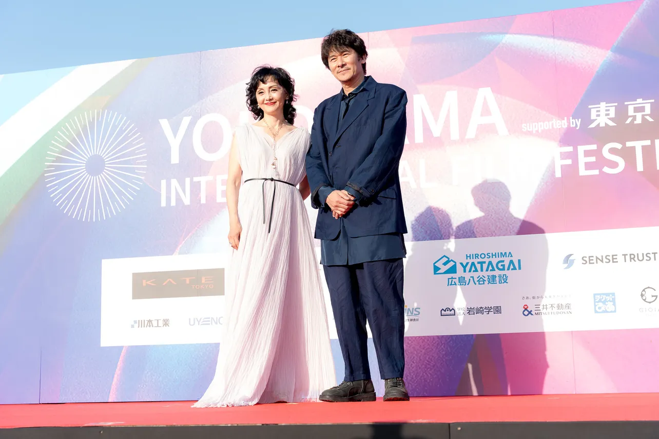 「第3回横浜国際映画祭」レッドカーペットの様子