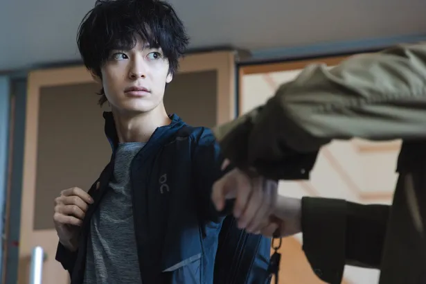 金曜ナイトドラマ「魔物」第2話より