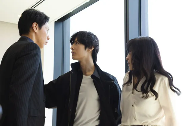 金曜ナイトドラマ「魔物」第2話より