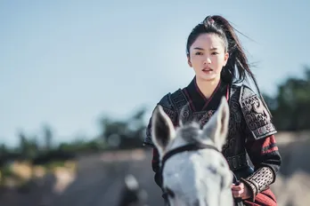 舞台は三国時代、キム・ソヒョン×ナ・イヌW主演による韓国史劇「王女ピョンガン 月が浮かぶ川」が放送開始