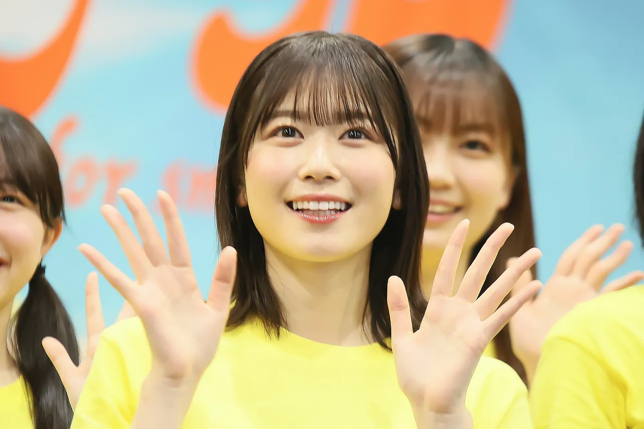 舞台「フラガール - dance for smile -」で主演を務める丹生明里