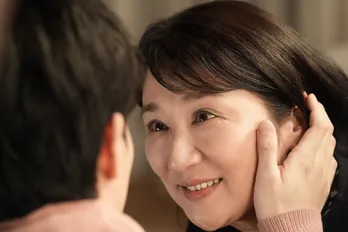 松下由樹“恵子”からの深いキスに戸惑う野村康太“拓人”　視聴者から演技を絶賛する声＜ディアマイベイビー＞