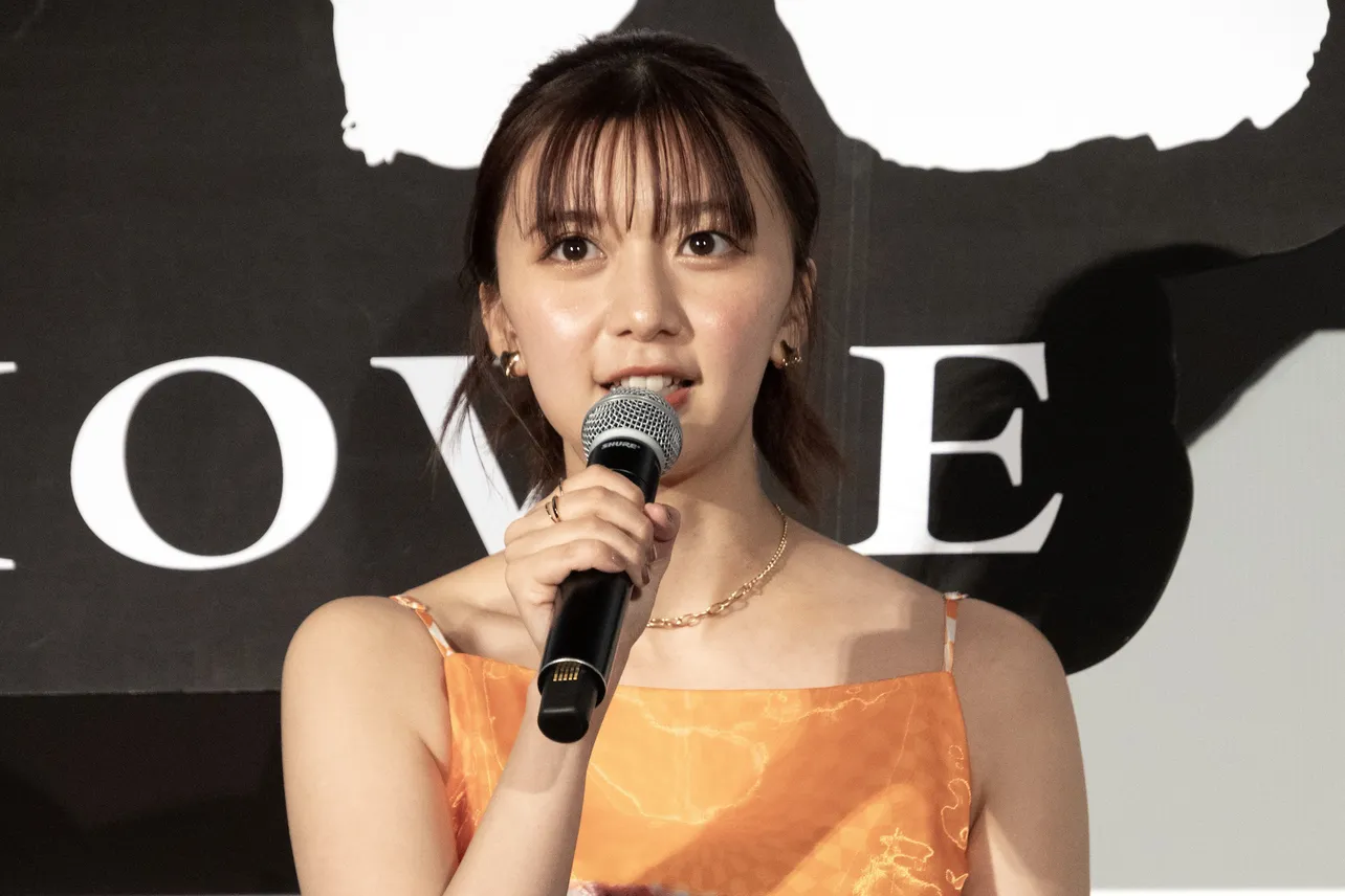 映画「パリピ孔明 THE MOVIE」公開記念舞台あいさつより