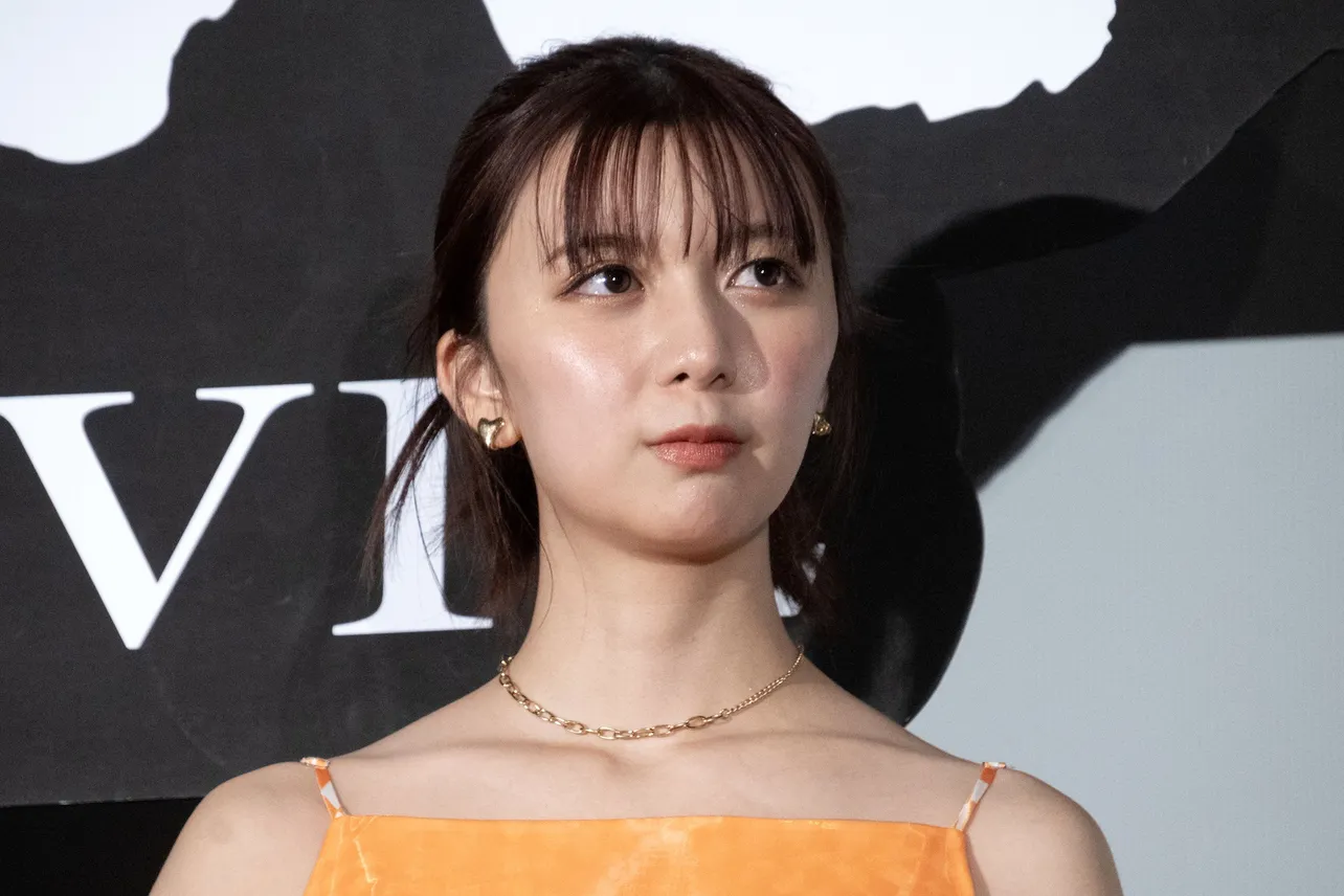 映画「パリピ孔明 THE MOVIE」公開記念舞台あいさつより