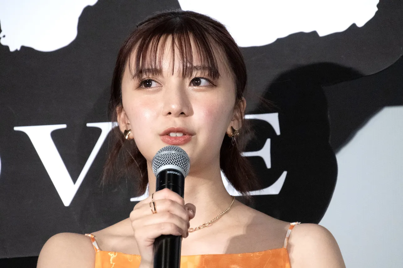 映画「パリピ孔明 THE MOVIE」公開記念舞台あいさつより