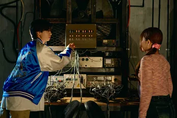 ICEx志賀李玖が主演「六月のタイムマシン」、推理体験型“マーダーミステリー”の魅力を解説