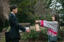 八木勇征“春斗”、検事から弁護士に転向　齊藤京子“さくら”は春斗への思いを断ち切ろうとする「立石さんにはもう近づきません」＜あやしいパートナー＞