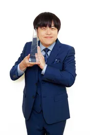 <ドラマアカデミー賞>脚本賞は「ホットスポット」バカリズム プロットは書かず『放送開始後も自由に変えていった』