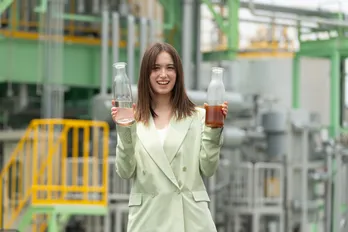 トラウデン直美、“木質由来の新素材”開発に驚き「木の可能性って無限大！」