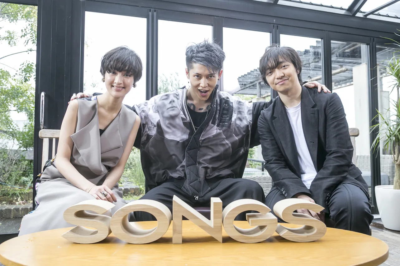 【写真を見る】音楽番組「SONGS」にて、三浦大知、シシド・カフカとスペシャルセッションを披露