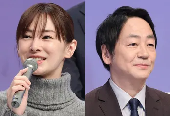 北川景子&大森南朋、素敵な笑顔&かわいいピースのオフショットに「なかよし」の声<あなたを奪ったその日から>