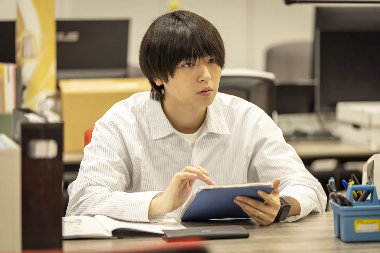 【写真】なつめ(伊原六花)の妊娠を知らない幹太(伊野尾慧)