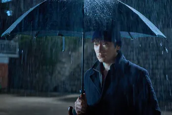 ソン・ソック×キム・ソンギュンの対話シーンに「引き込まれた」「痺れる」…ファン・ジョンミンら豪華カメオ出演も話題＜ナインパズル＞