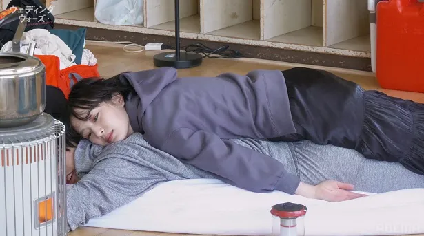 「ウェディングウォーズ」より