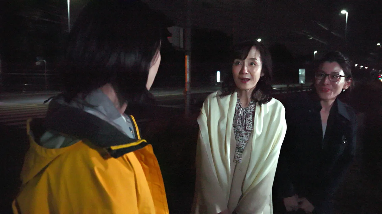 【写真】第1シーズンに登場したソロ先輩(宮田早苗)とソロ後輩(瀬戸カトリーヌ)と再会した恵(江口のりこ)