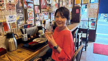 飯島直子「ちょっと千鳥足的な感じ」 楽しくハシゴ飲みした帰り道に、珍しいひと言＜飯島直子の今夜一杯いっちゃう？＞