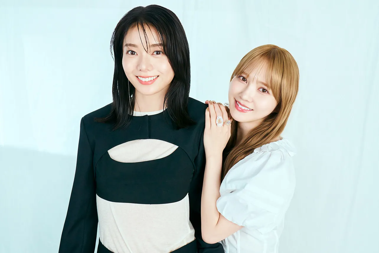 ドラマフィル「彩香ちゃんは弘子先輩に恋してる 2nd Stage」でW主演を務める(左から)森カンナ、加藤史帆にインタビューを実施した