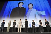 映画「フロントライン」初日舞台あいさつ