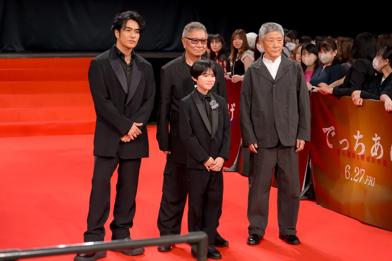 映画「でっちあげ 〜殺人教師と呼ばれた男」プレミアイベントの様子