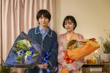 伊野尾慧＆伊原六花、撮了で固い握手　最終話は「もう一度会いたい」夫婦は再びの奇跡を望む＜パラレル夫婦＞