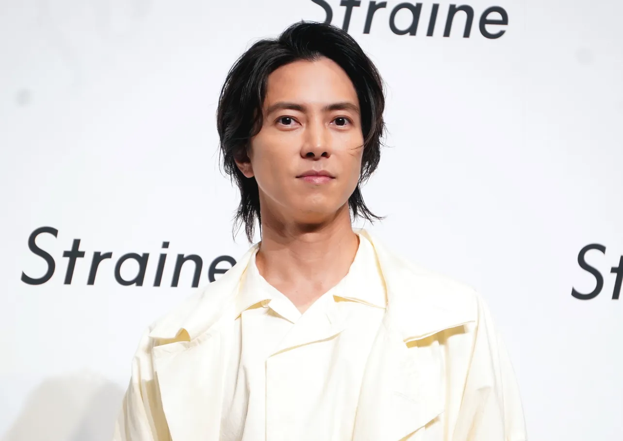 発表会に登場した山下智久