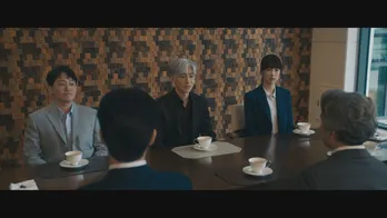 イ・ジェフン“ジュノ”らに辞表提出の危機…キム・デミョンの癒やしキャラが存在感　ジェフンも絶賛「デミョンさんそのもの」＜交渉の技術＞